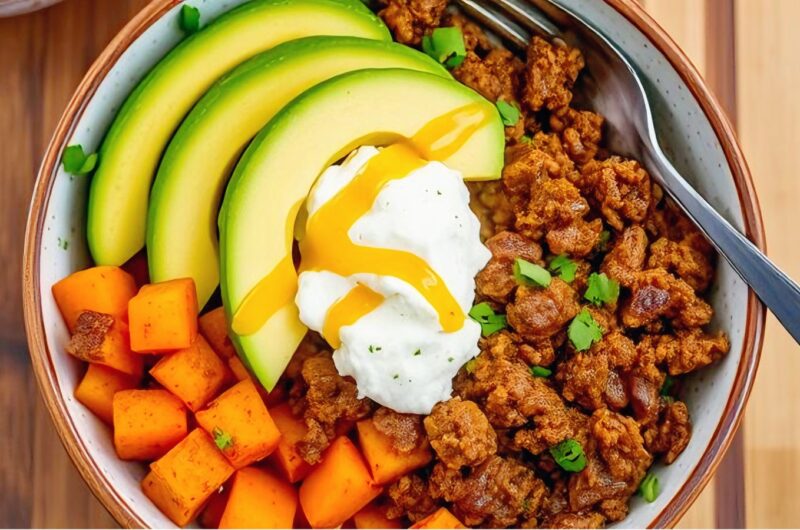 How to Make Hot Honey Ground Beef Bowls at Home