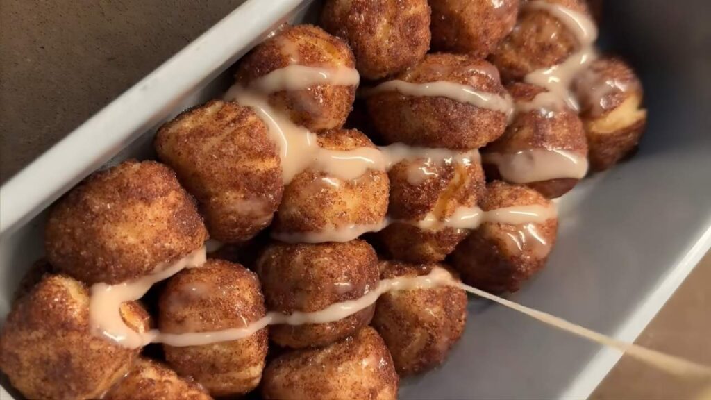 cinnamon roll bites