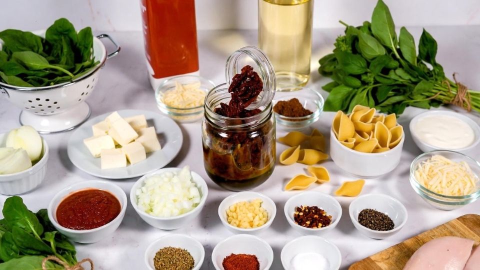 creamy tuscan chicken pasta soup (1)